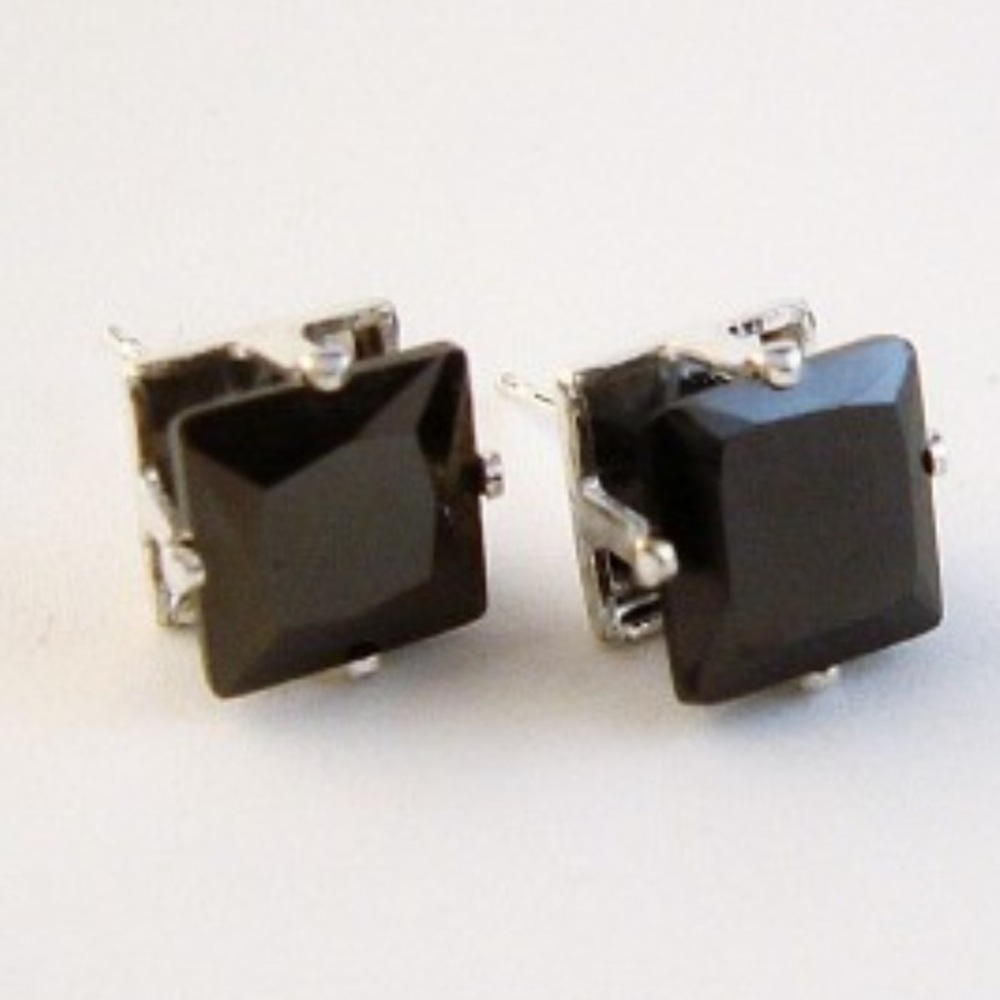 💗 Hypoallergenic Black Cubic Zirconia Princess Cut 8mm Earrings NEW